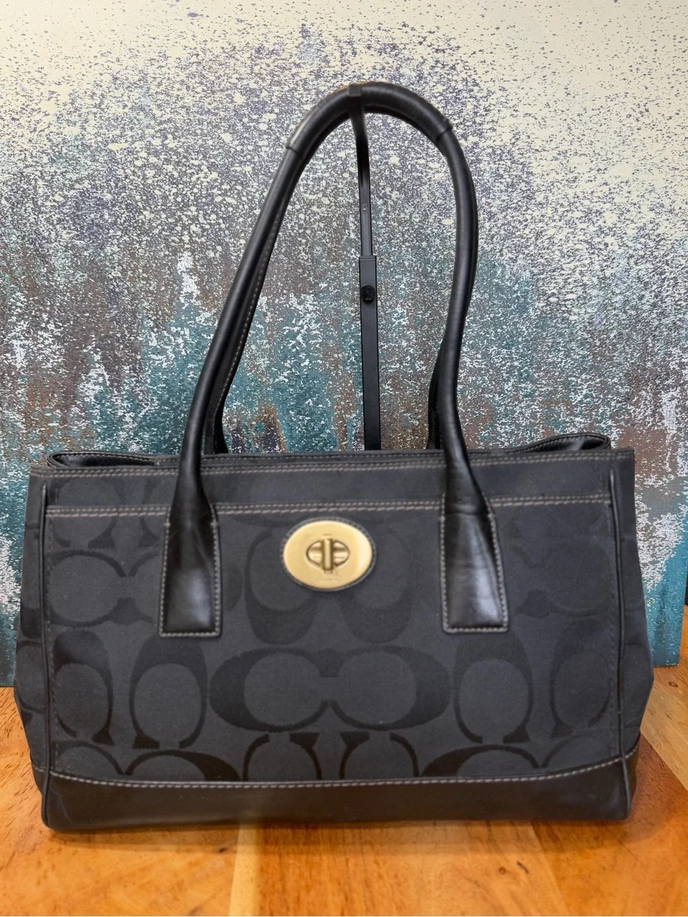 Coach Classic Y2K 2008 Hamptons Madeline Signature Black Satchel Bag